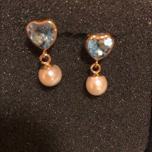 Blue topaz and Pearl earrings ✨